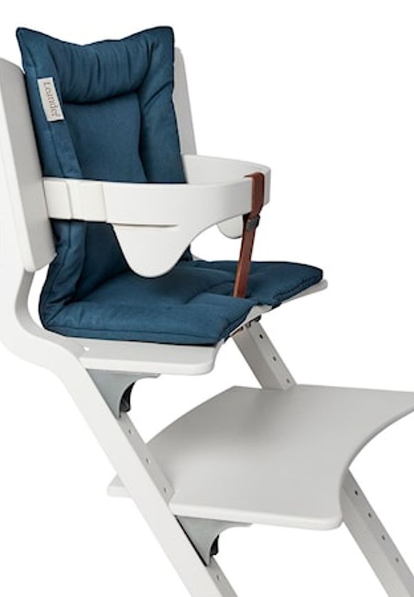 Mysig leander möbel i blå färg gjord i bomull.