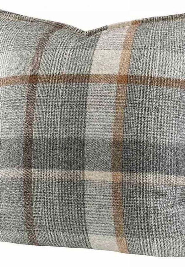 Riktigt fin Möbel som passar bra vid många olika tillfällen.