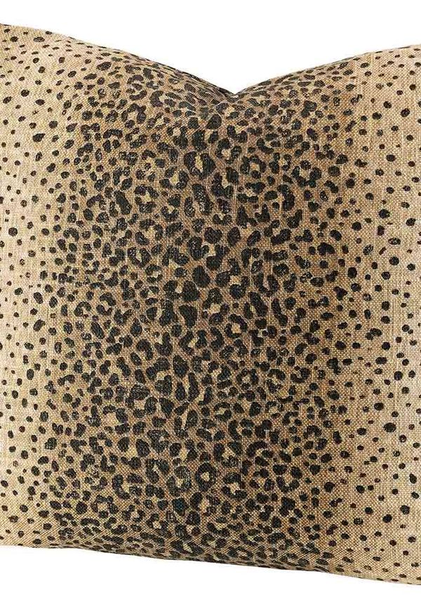 Riktigt fin möbel i brunt från Artwood.