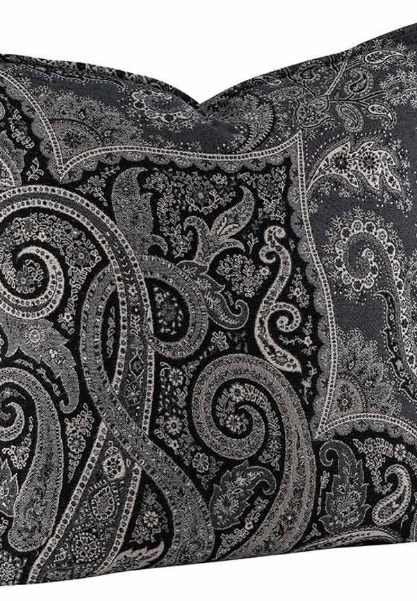 Ikonisk Möbel som passar bra vid många olika tillfällen.