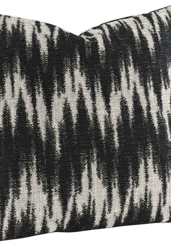 Moderiktig Möbel som passar bra vid många olika tillfällen.