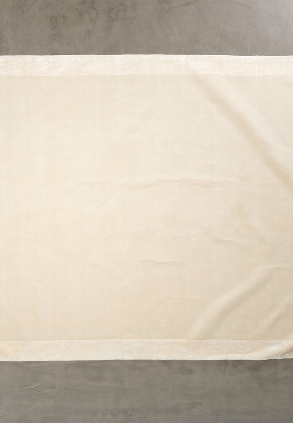 Smickrande ullmatta 2025 från Layered.