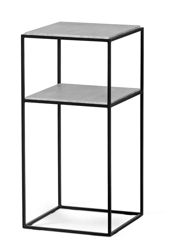 Elegant bord som passar bra vid många olika tillfällen.