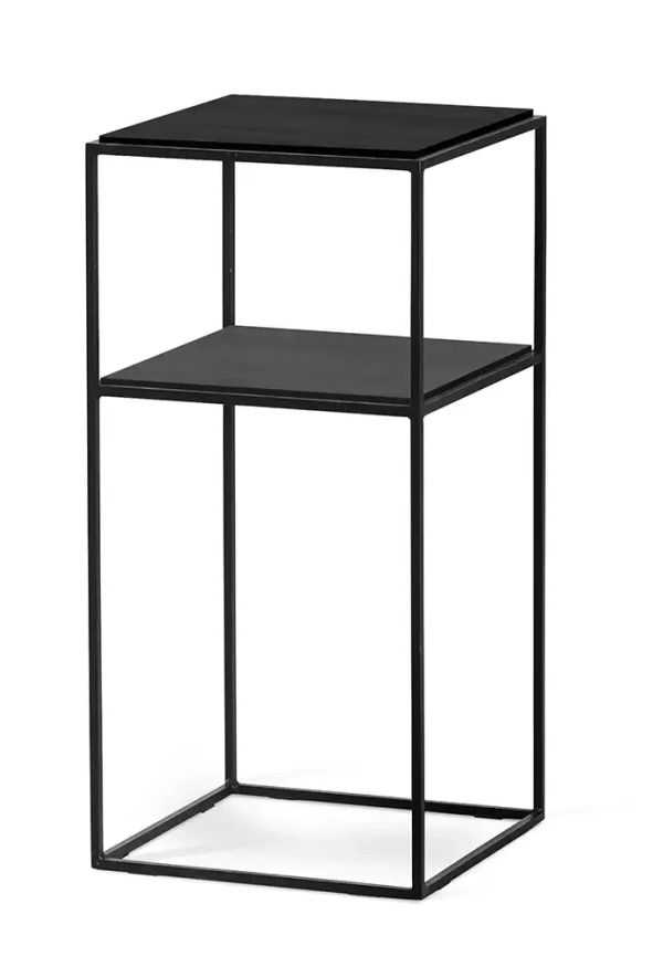 Elegant sängbord 2025 från Torkelson.