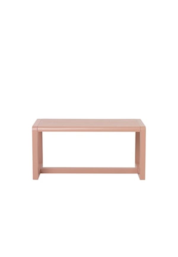 Otroligt fin barnmöbel i rosa från FERM LIVING.