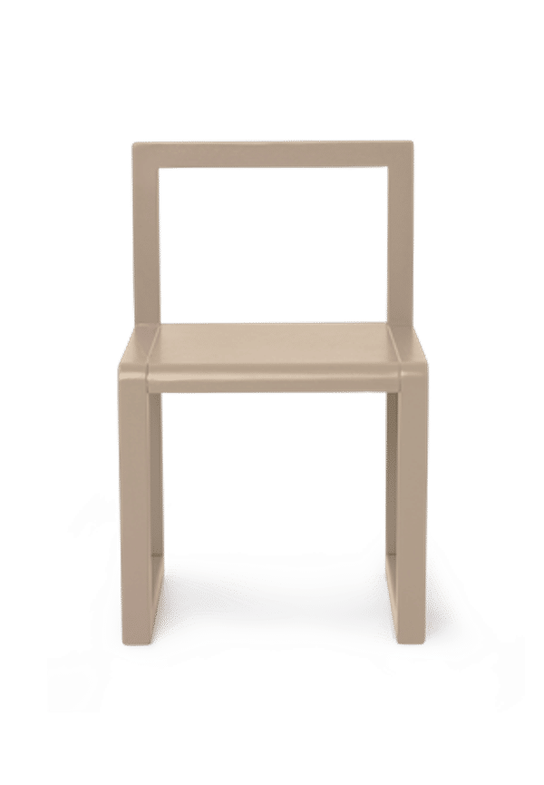 Beige FERM LIVING-möbel i komfortabel modell.