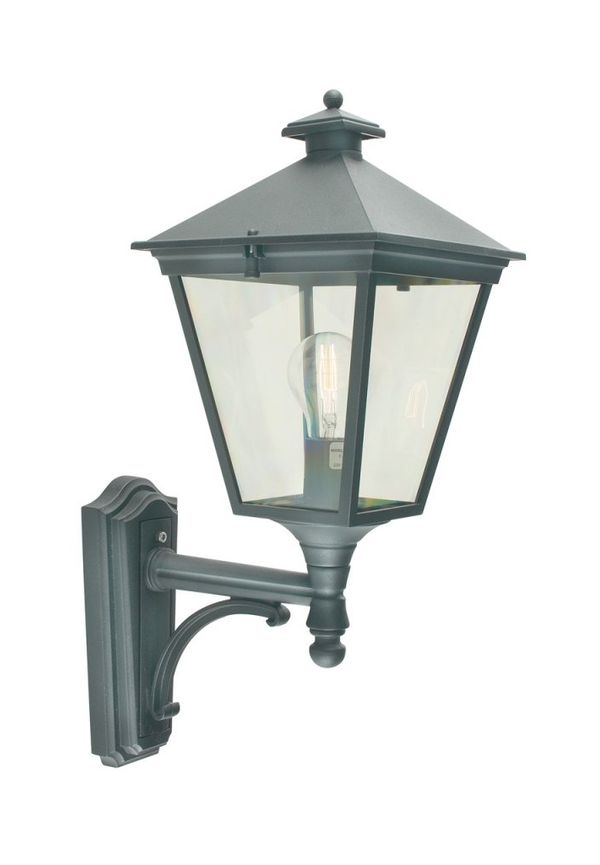 Moderiktig Lampa som passar bra vid många olika tillfällen.