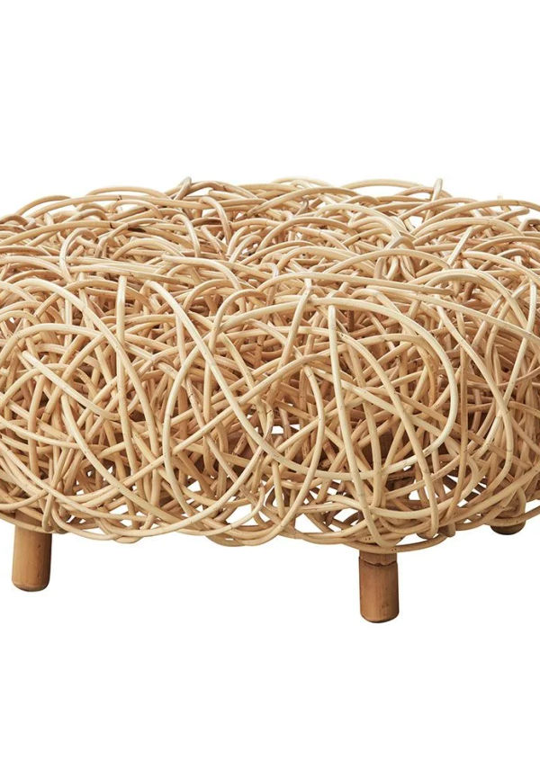 Smickrande fotpall 2025 från Cane-Line.