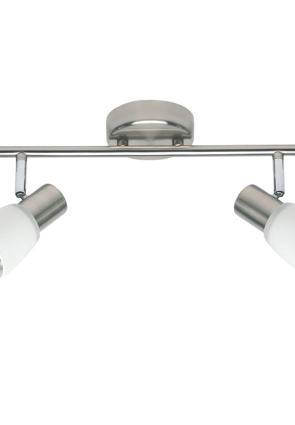 Riktigt fin Lampa som passar bra vid många olika tillfällen.