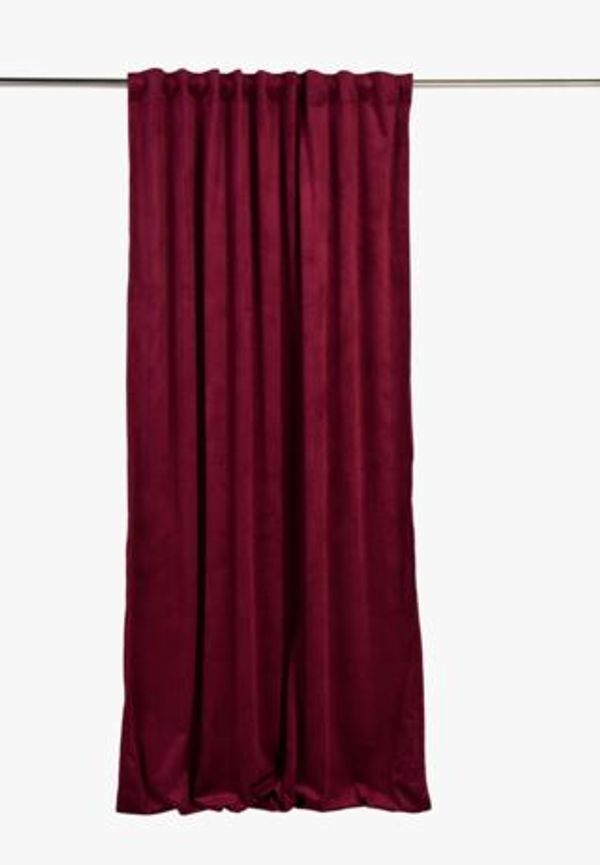 Supersnygg julgardin i mörkrött från hemtex.