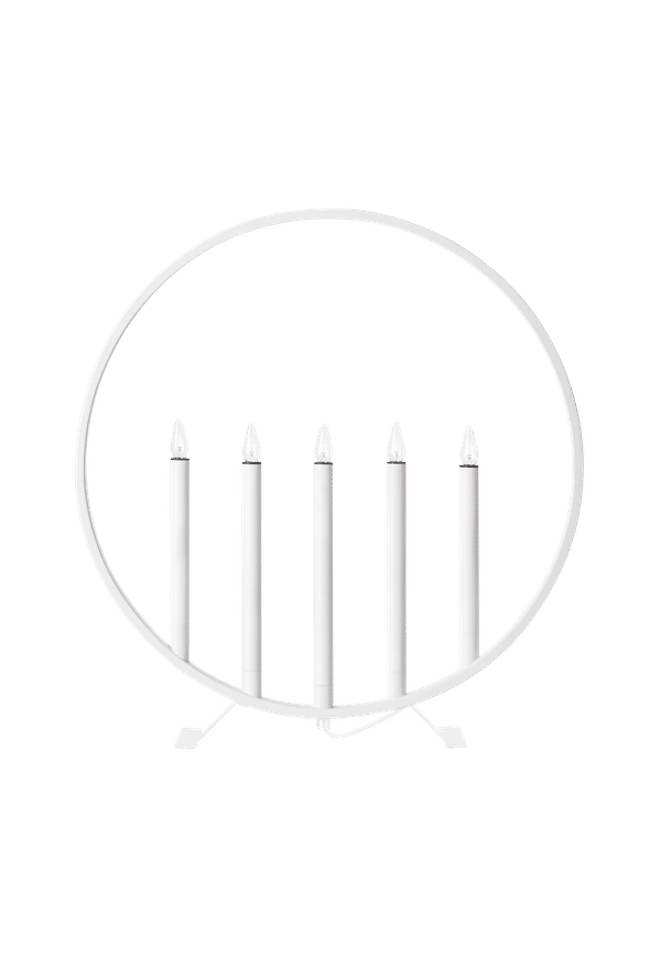 Vit Markslöjd lampa som passar perfekt till sommaren 2025!