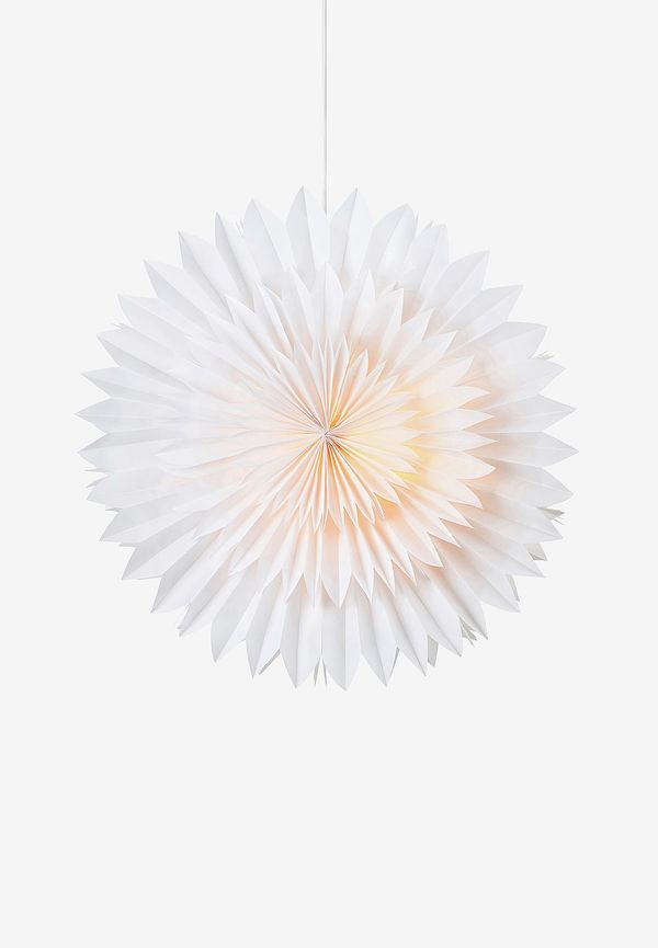 Smickrande lampa 2025 från Markslöjd.