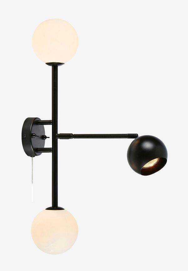 Markslöjd lampa som passar perfekt till sommaren 2025!