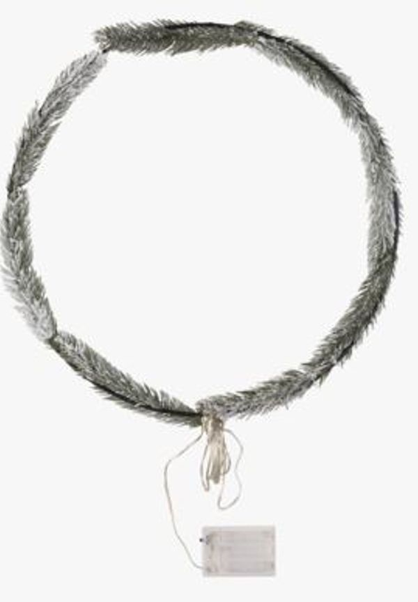 Grön hemtex-lampa i otroligt fin modell.