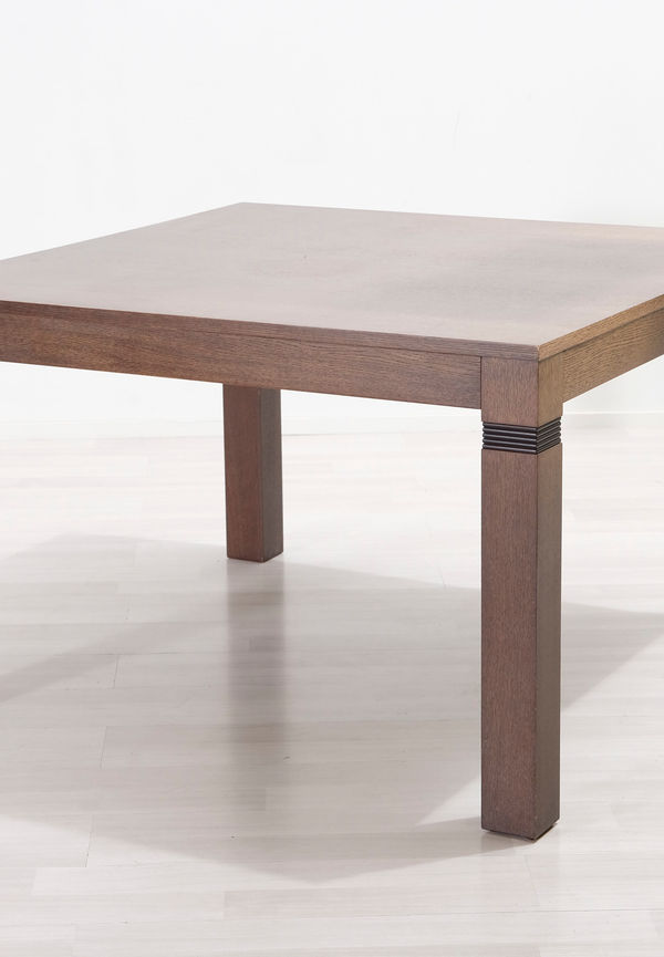 Mysig bord som passar bra vid många olika tillfällen.