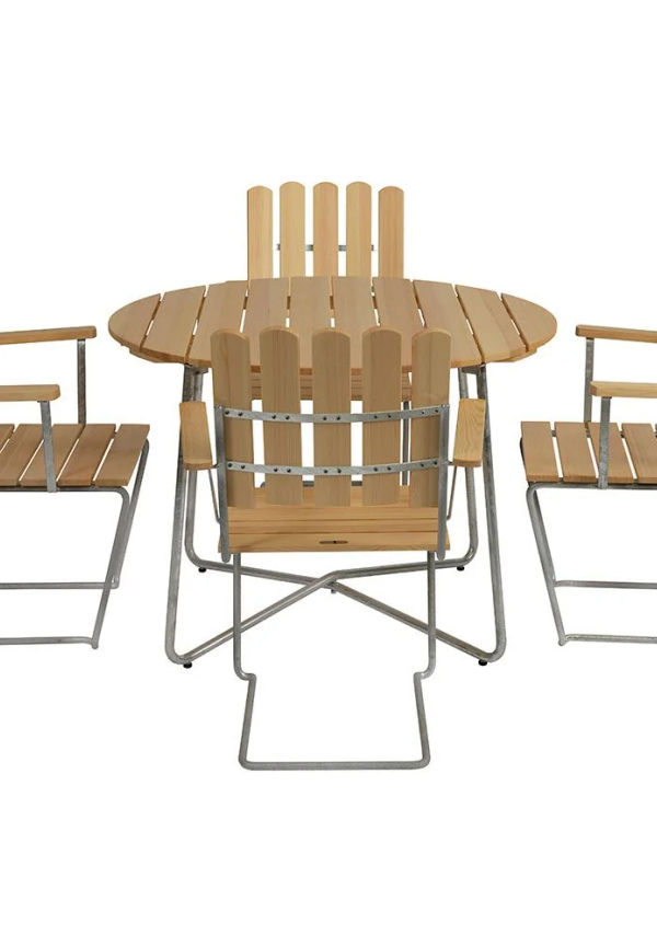 Vacker bord 2025 från Grythyttan Stålmöbler.