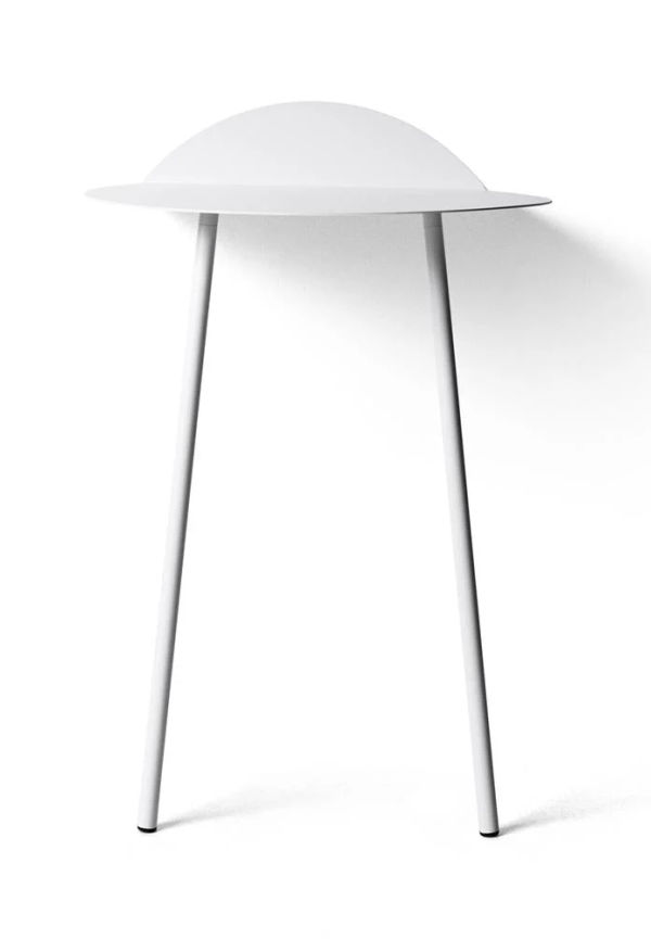 Riktigt fin vit sidobord 2025 från Menu.