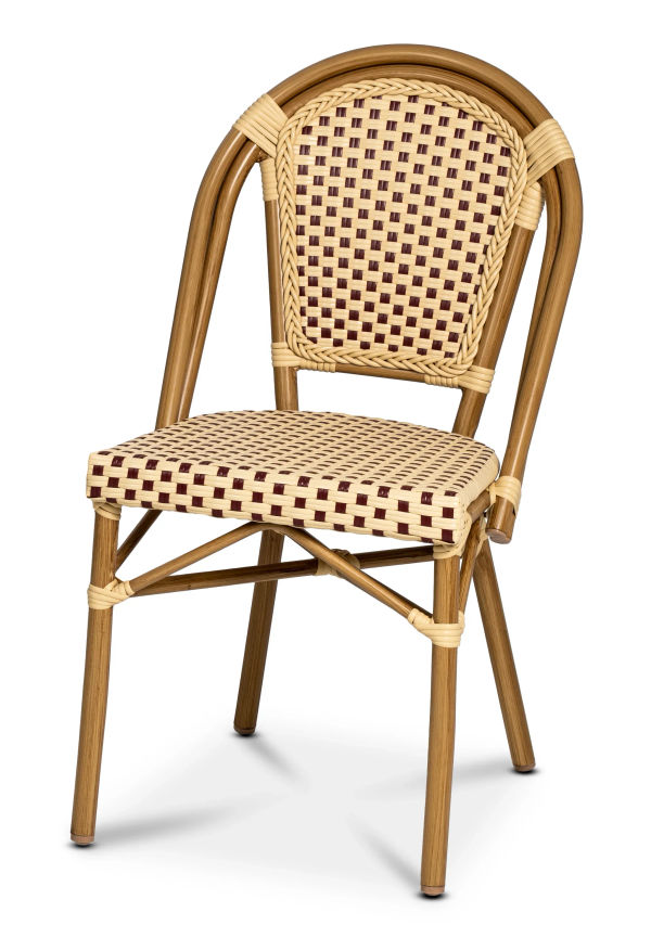 Söt röd stol 2025 från Merx Team.