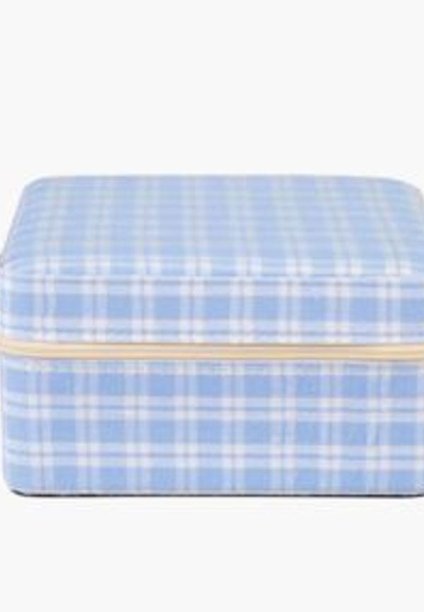 Ljusblå hemtex-smyckesskrin i snygg modell.