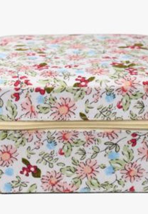 Jättefin smyckesskrin 2025 från hemtex.