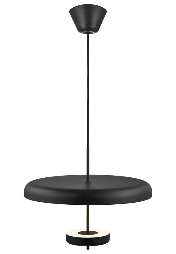 Smickrande aluminiumlampa i svart från Design For The People.