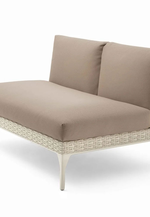 Trendig utemöbel i vitt från Dedon.