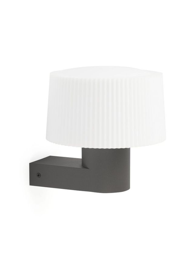 Faro Barcelona fasadlampa som passar perfekt till hösten 2025!