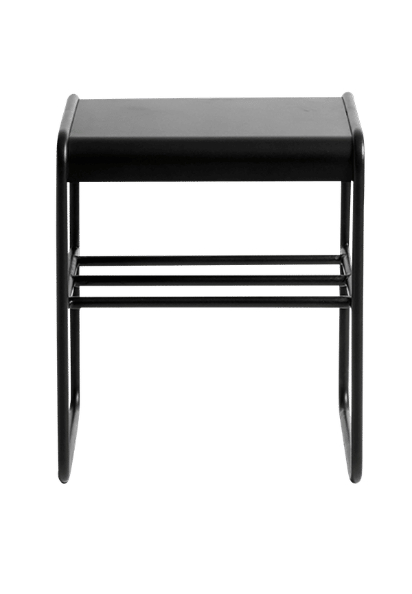 Ikonisk svart sidobord i järn från Muubs.
