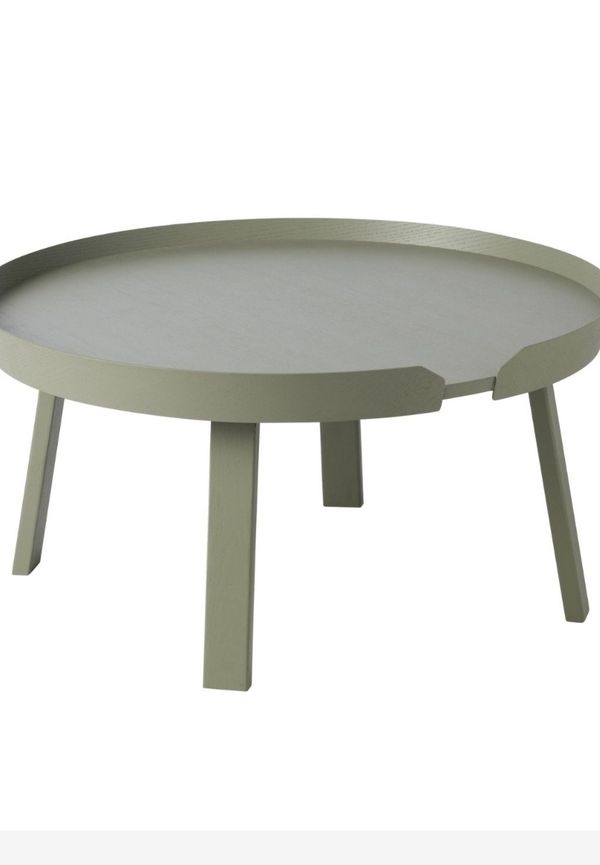 Ljusgrön Muuto-brickbord i ikonisk modell.