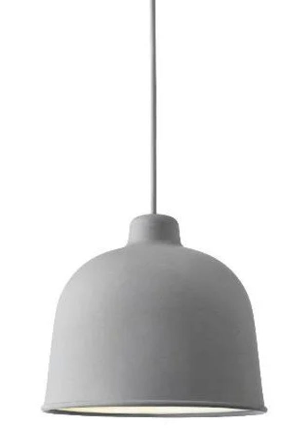 Riktigt fin grå taklampa 2025 från Muuto.