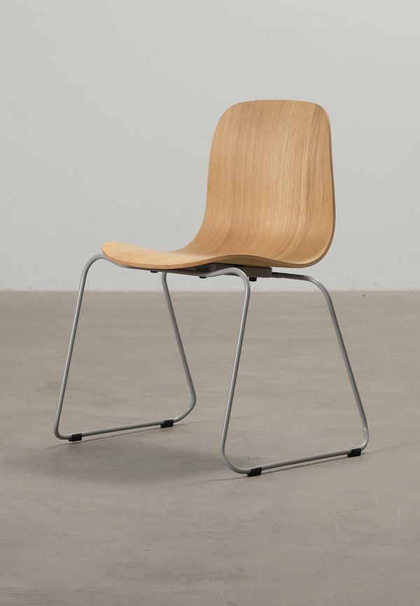 Stilren stol 2025 från MYCS.