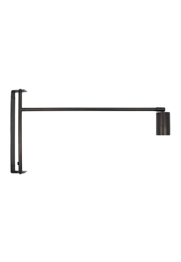 Skön lampa 2025 från House Doctor.