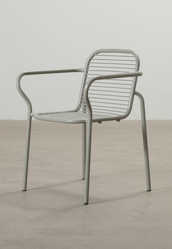 Trendig stol 2025 från Normann Copenhagen.