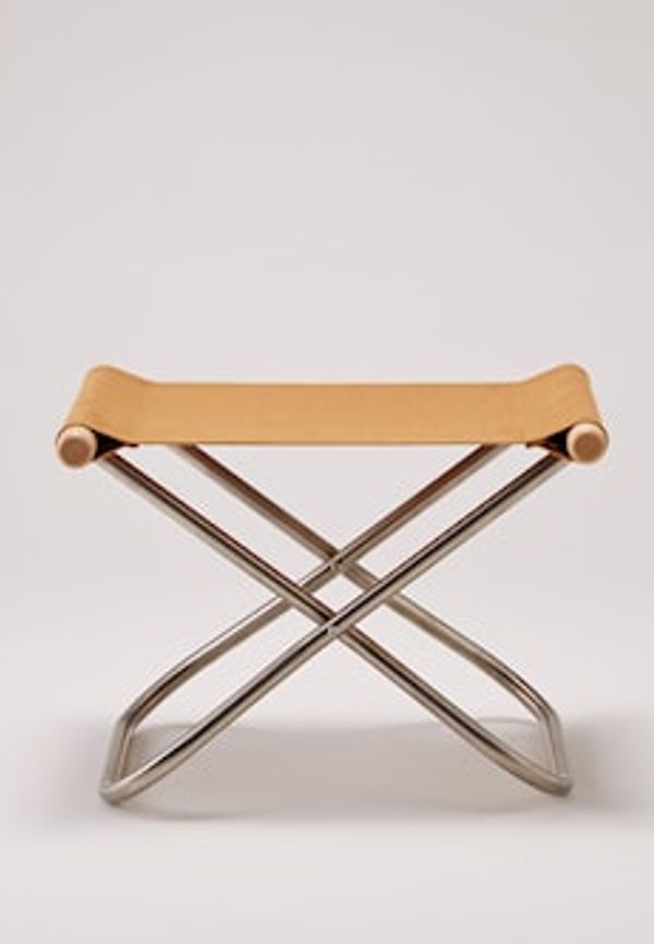 Beige NychairX-bomullsfåtölj i modern modell.