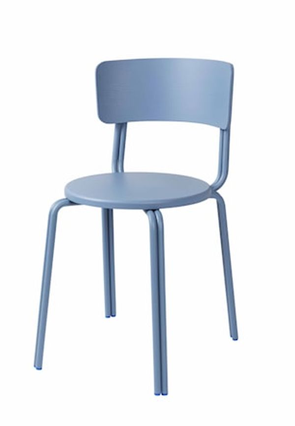 Blå Broste Copenhagen-stol i stilren modell.