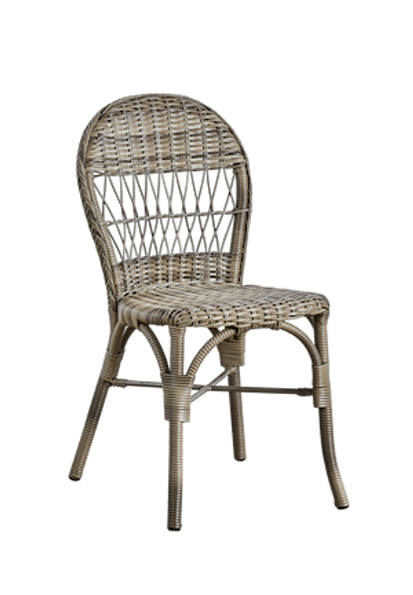 Fin Möbel som passar bra vid många olika tillfällen.