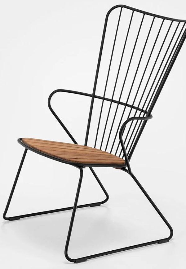 Superfin Stol som passar bra vid många olika tillfällen.