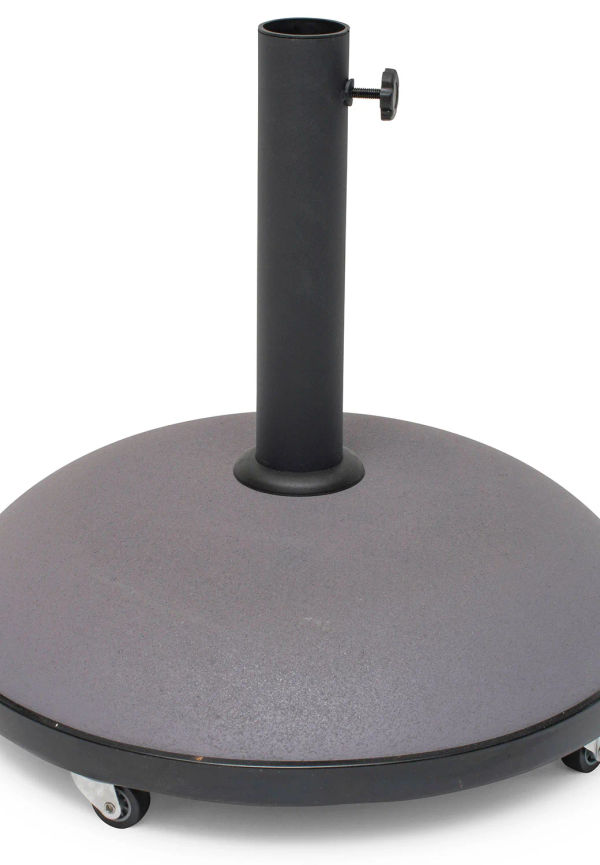 Moderiktig utemöbel 2025 från Hillerstorp.