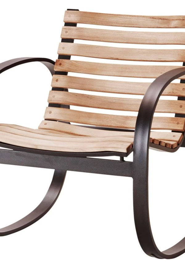 Superfin teakstol 2025 från Cane-Line.