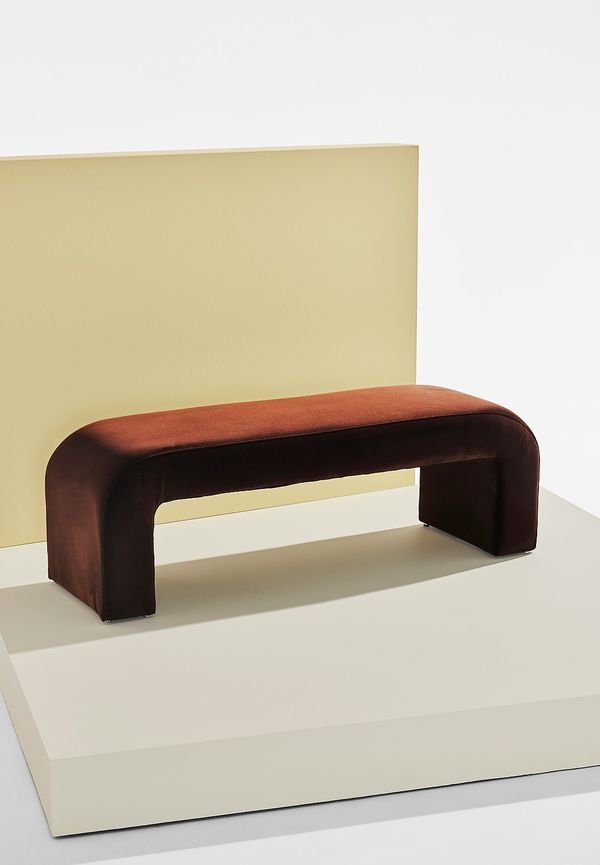 Fantastiskt snygg brun bänk 2025 från Pastill.