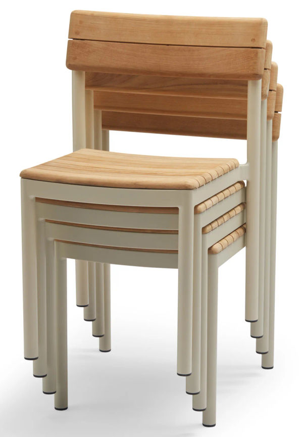 Ikonisk stol i teak från Skagerak.