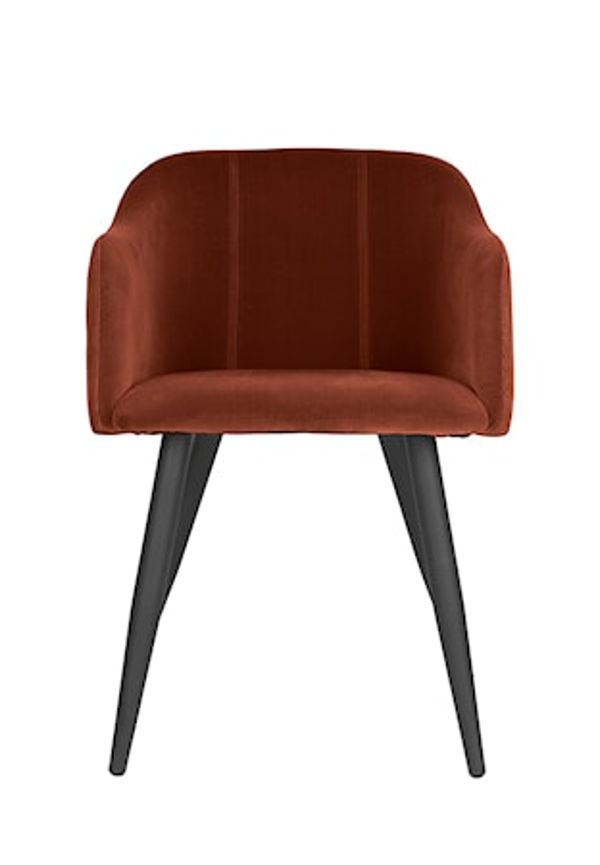 Fantastiskt fin matbordsstol 2025 från Broste Copenhagen.