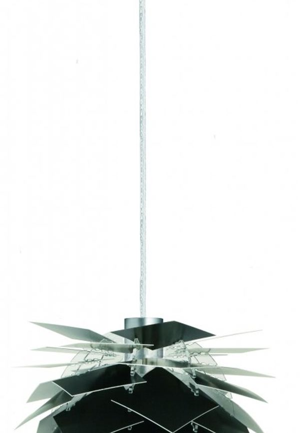 Klassisk Lampa som passar bra vid många olika tillfällen.