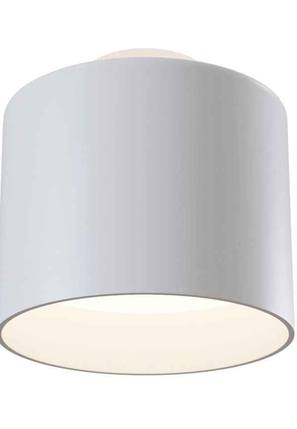 Riktigt snygg Lampa som passar bra vid många olika tillfällen.