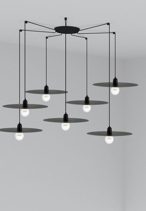 Otroligt fin Lampa som passar bra vid många olika tillfällen.