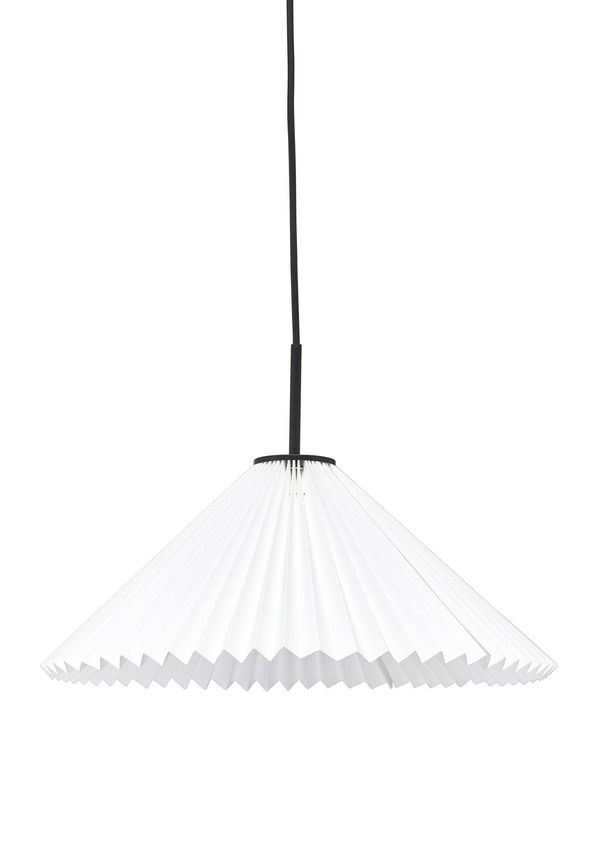 Klassisk Lampa som passar bra vid många olika tillfällen.