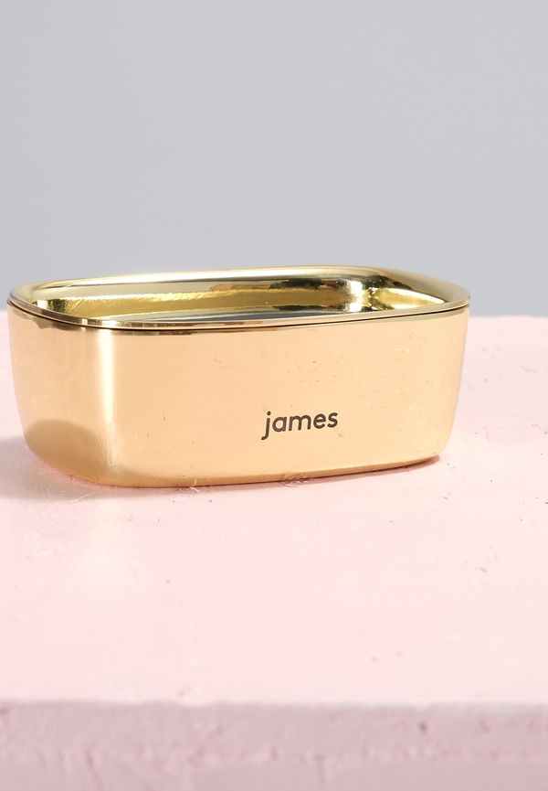 Supersnygg låda 2025 från James.