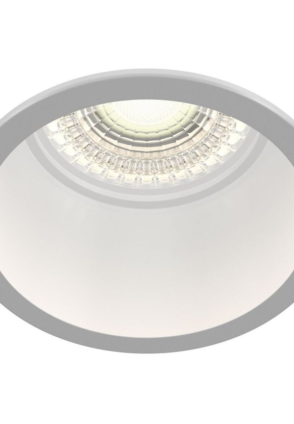 Maytoni lampa som passar perfekt till sommaren 2025!