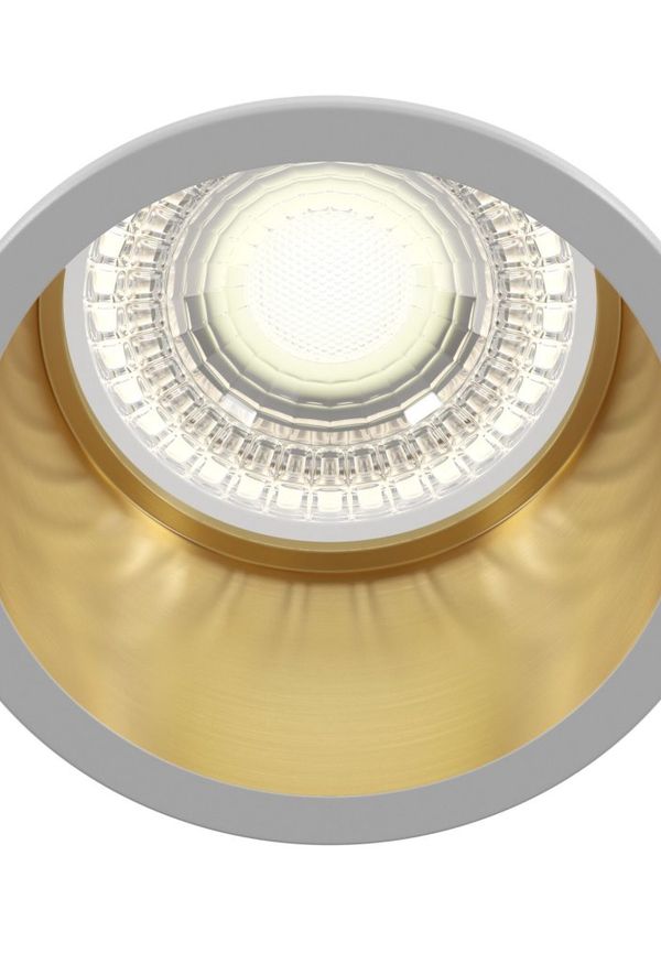 Fantastiskt fin Lampa som passar bra vid många olika tillfällen.