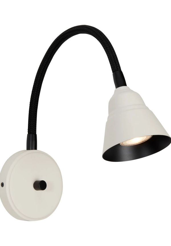 Riktigt fin Lampa som passar bra vid många olika tillfällen.